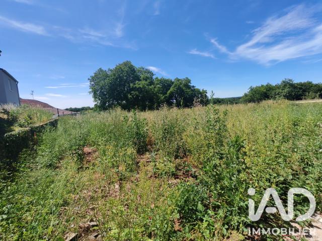 Terrain 548 m²