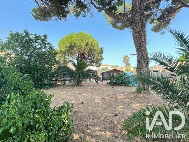 Terrain 550 m²