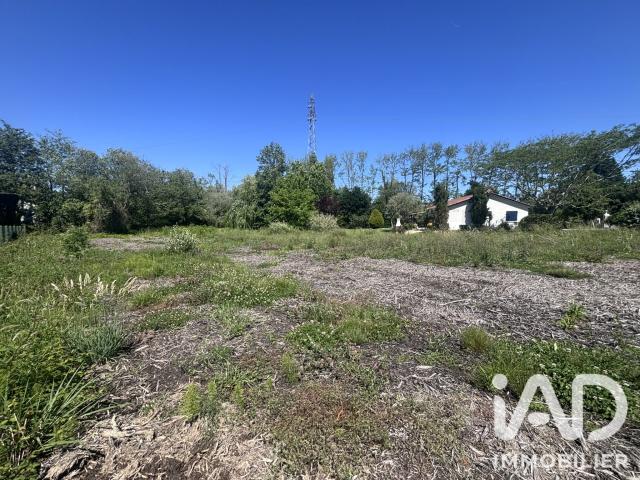 Terrain 570 m²