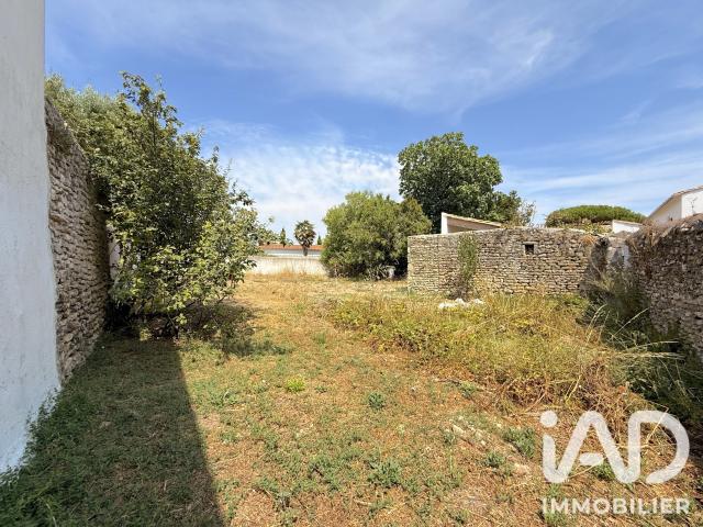 Terrain 572 m²