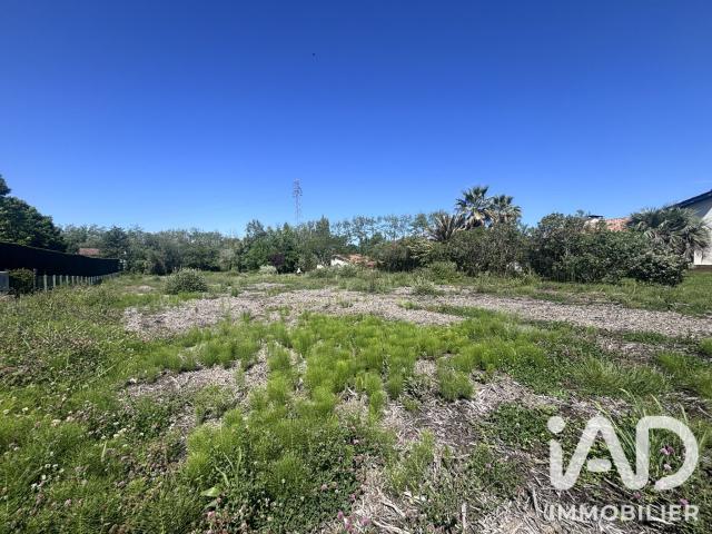 Terrain 575 m²