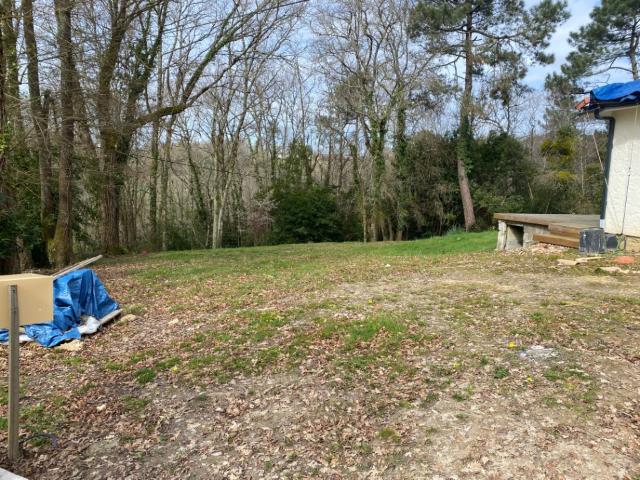 Terrain 595 m2 croignon