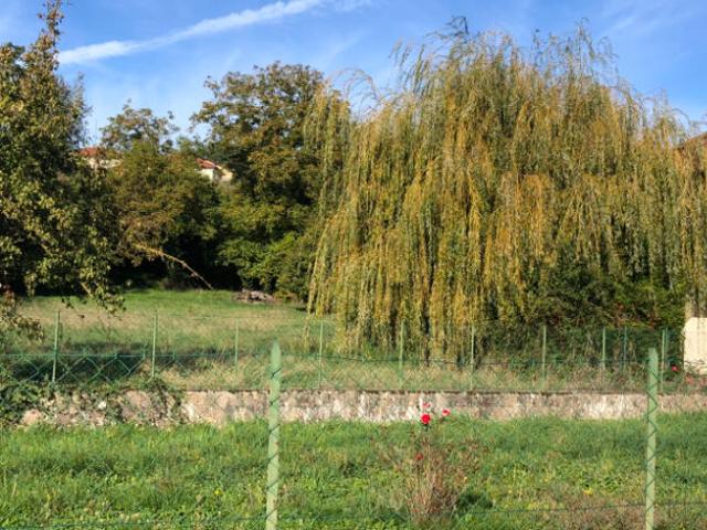 Terrain 500m2 à 38260 Faramans