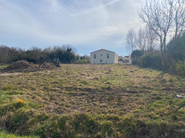 Terrain 510 m2 st germain du puch