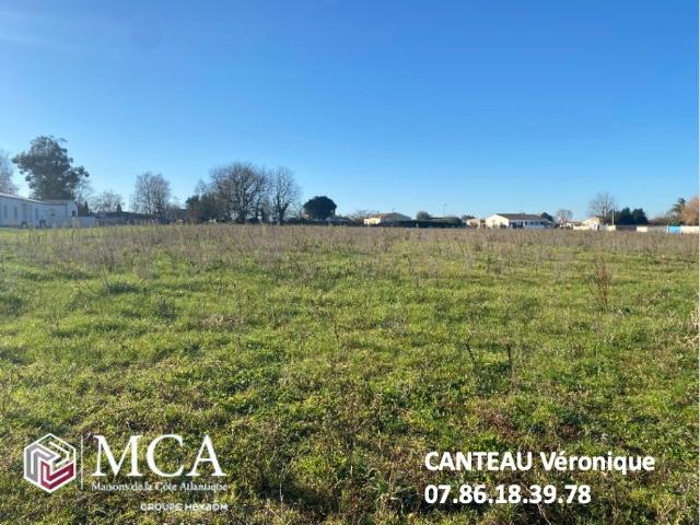 Terrain 521 m2 grezac