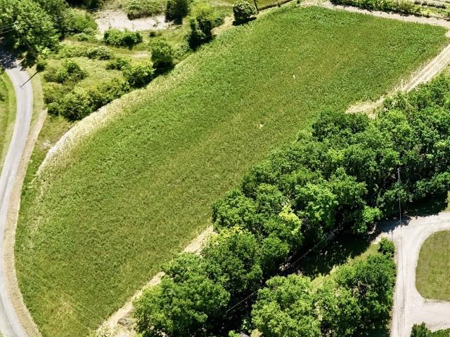 Terrain 5 000 m²