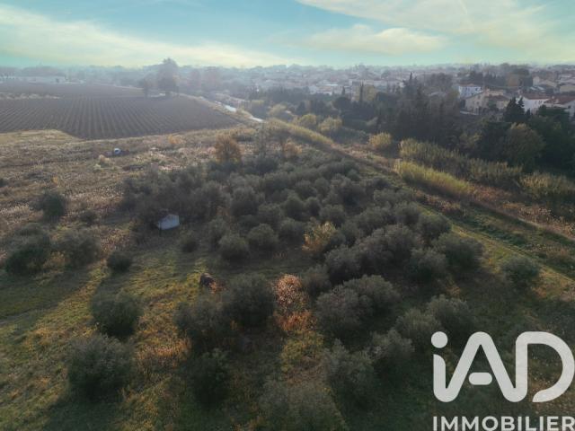 Terrain 5 801 m²