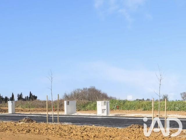 Terrain 642 m²
