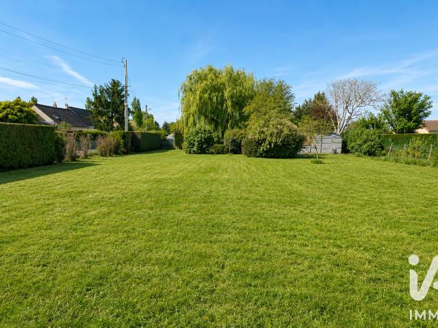 Terrain 652 m²