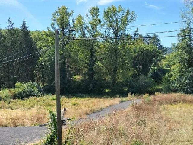 TERRAIN 655M2 VIABILISE A 15MN DE RODEZ
