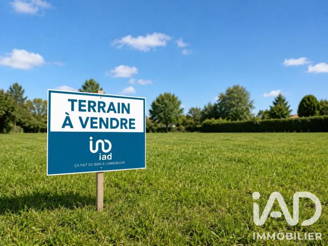 Terrain 660 m²