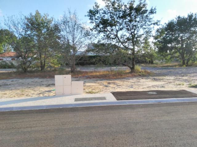 Terrain 671 m2 le porge