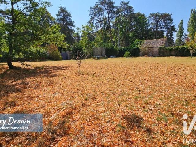 Terrain 685 m²