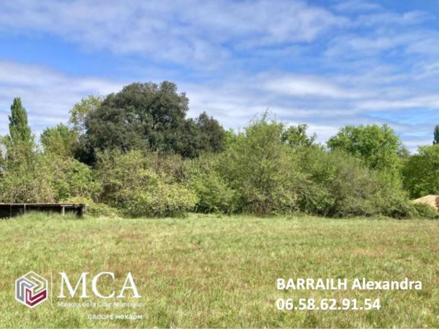Terrain 600 m2 ambares et lagrave