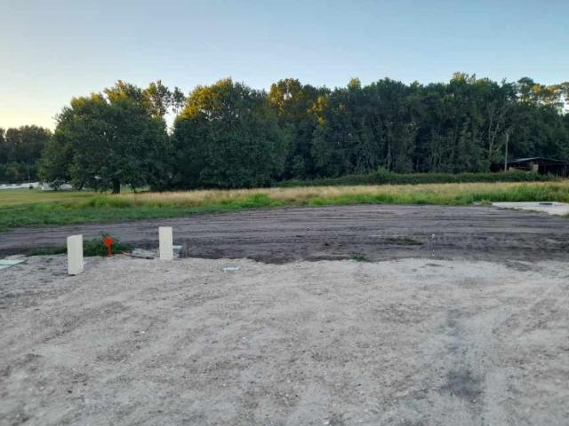 Terrain 612 m2 st magne