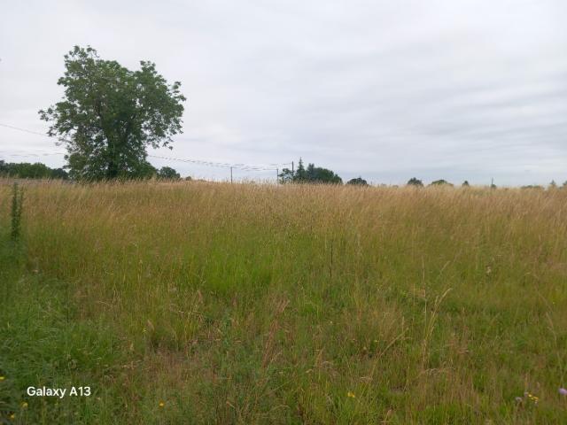 Terrain 633 m2 champagnac