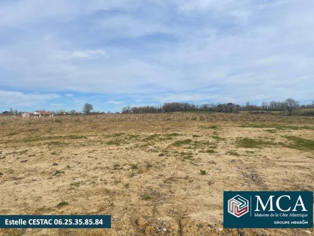 Terrain 631 m2 arancou