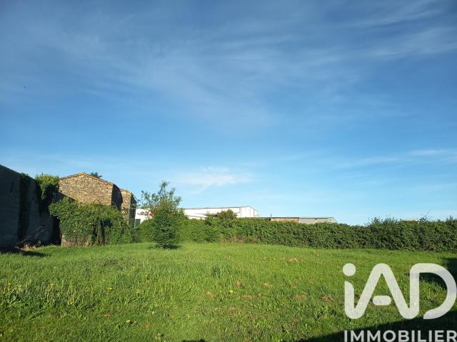 Terrain 638 m²