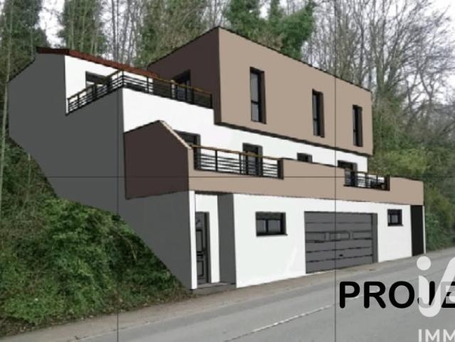 Terrain 751 m²
