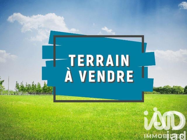 Terrain 757 m²