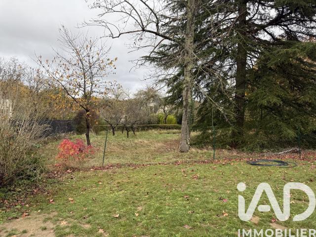 Terrain 785 m²