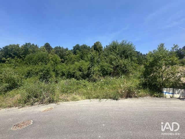 Terrain 700 m²