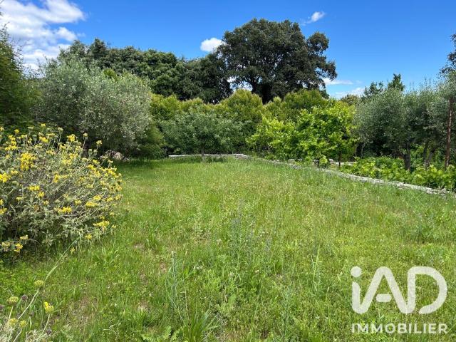 Terrain 722 m²