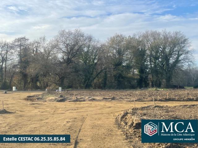 Terrain 738 m2 borderes et lamensans