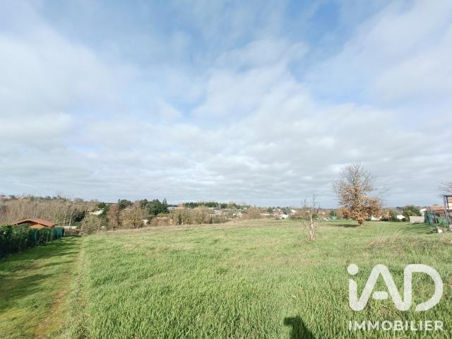 Terrain 7 285 m²