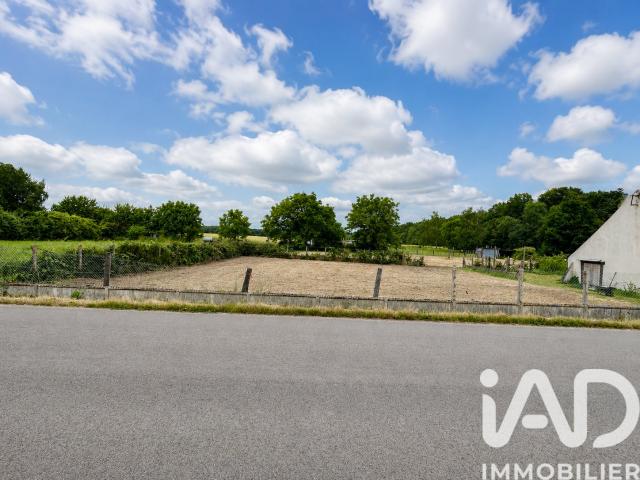 Terrain 848 m²