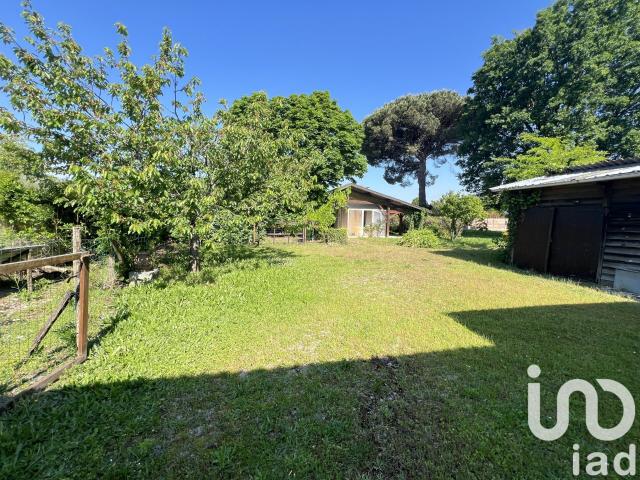 Terrain 863 m²