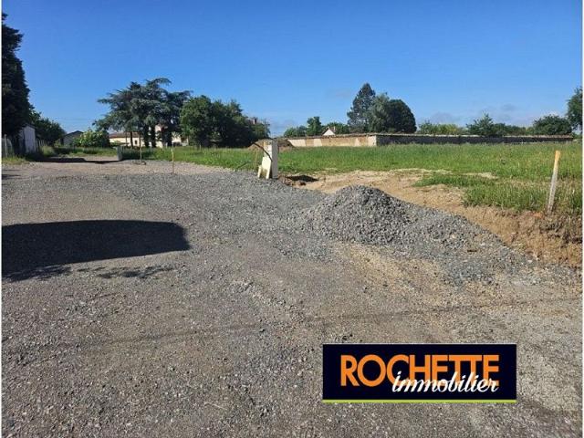Terrain 1060m ²