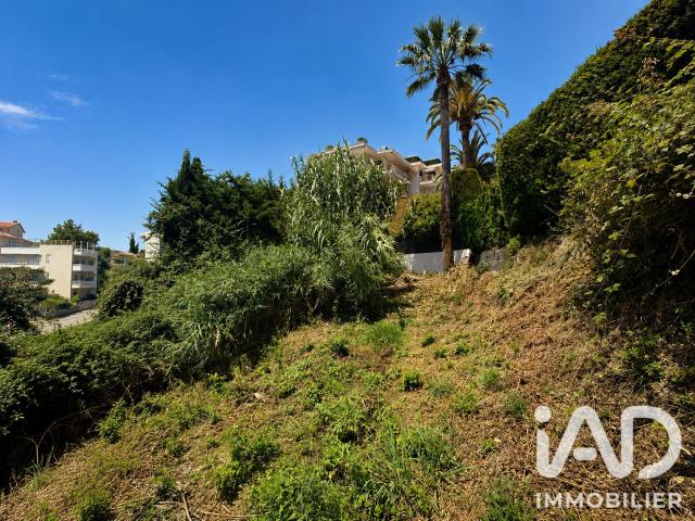 Terrain 864 m²