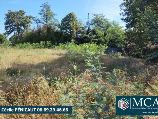 Terrain 873 m2 narrosse