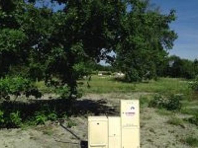 Terrain 879 m2 salles