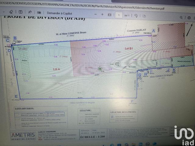 Terrain 888 m²