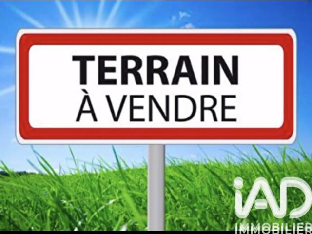 Terrain 803 m²