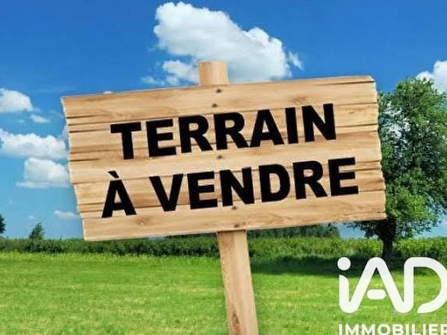 Terrain 800 m²