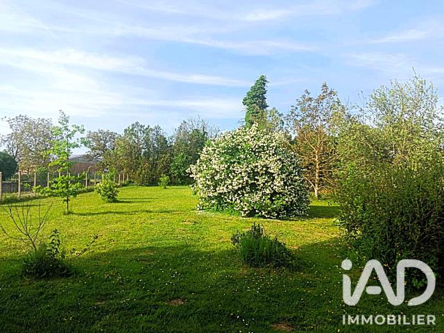 Terrain 800 m²