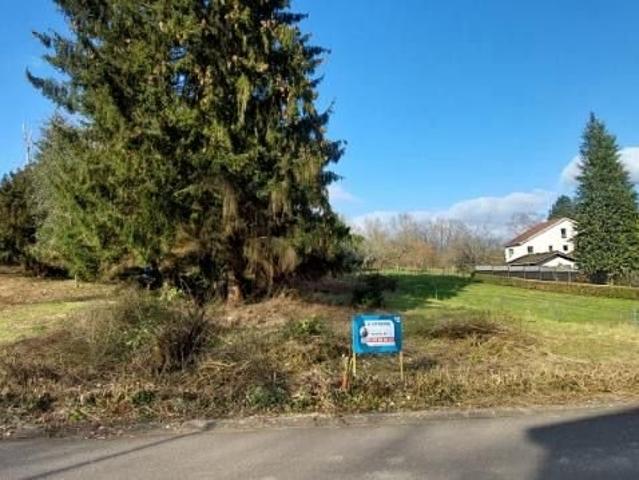 Terrain 800 m²