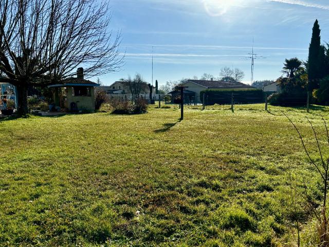 Terrain 830 m2 cissac medoc