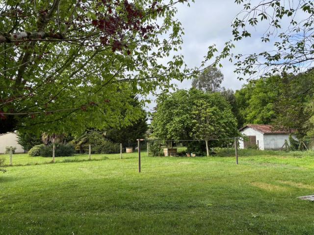 Terrain 830 m2 cissac medoc