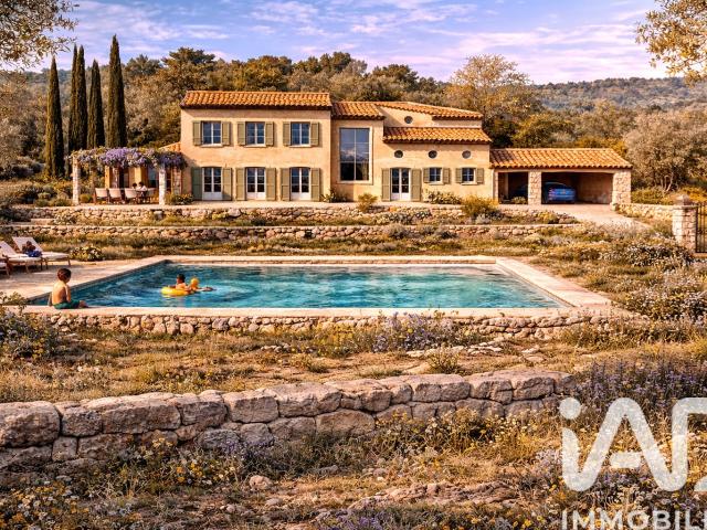 Terrain 8 654 m²