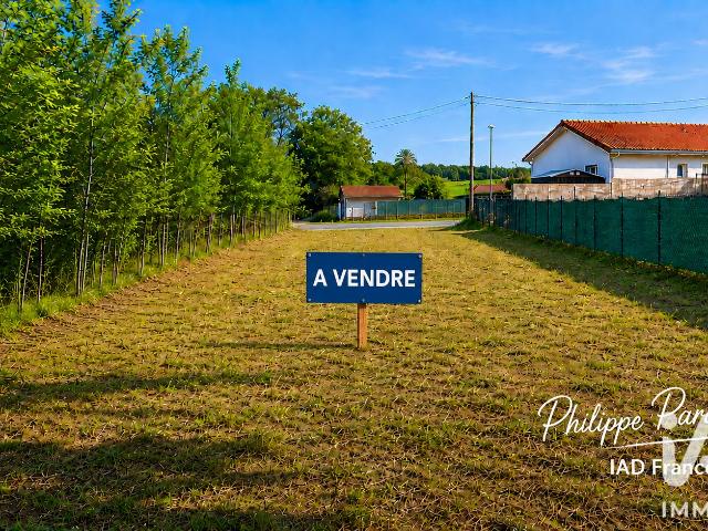 Terrain 946 m²