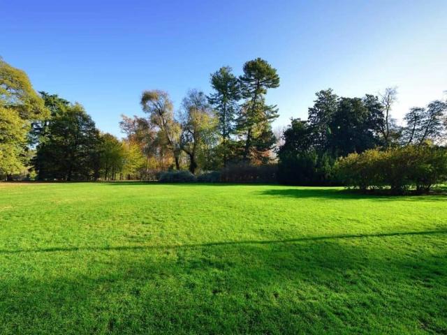Superbe terrain de 285m²