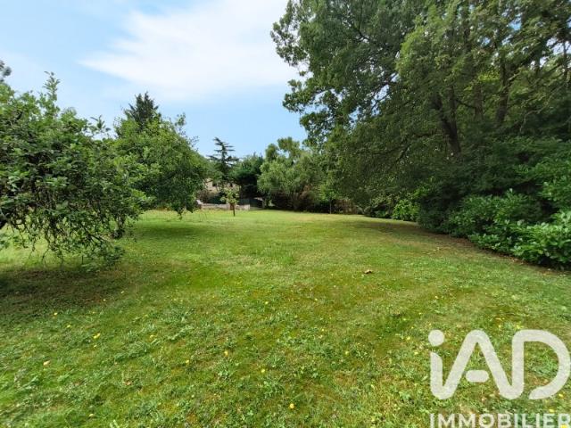 Terrain 968 m²