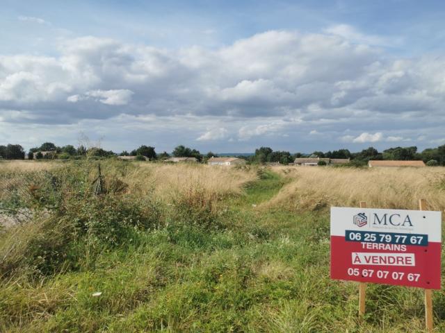 Terrain 969 m2 auros