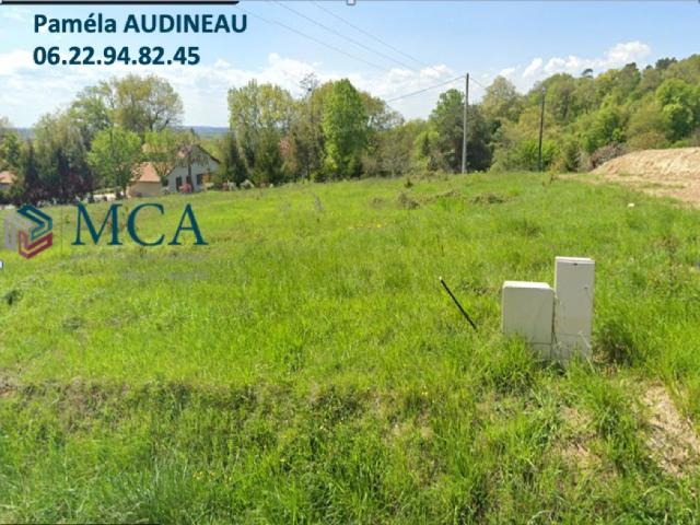 Terrain 900 m2 casseuil