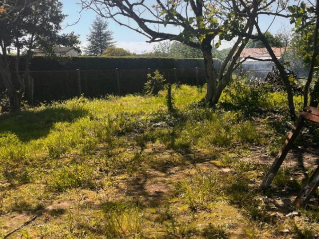 Terrain 900 m2 la sauve