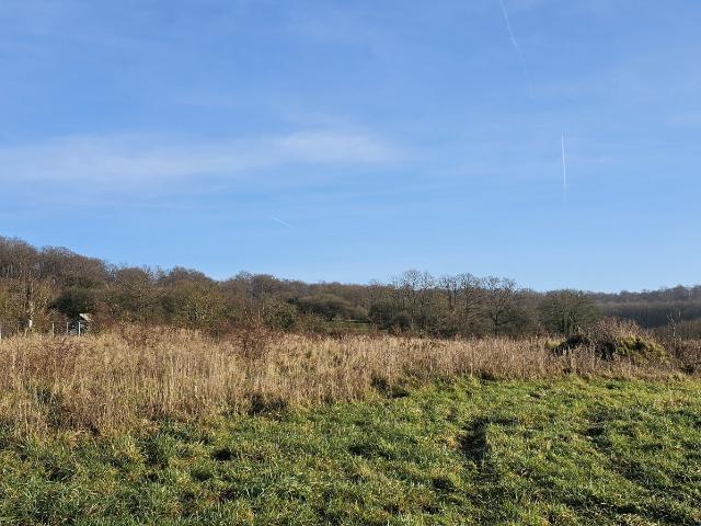 Terrain 900 m²